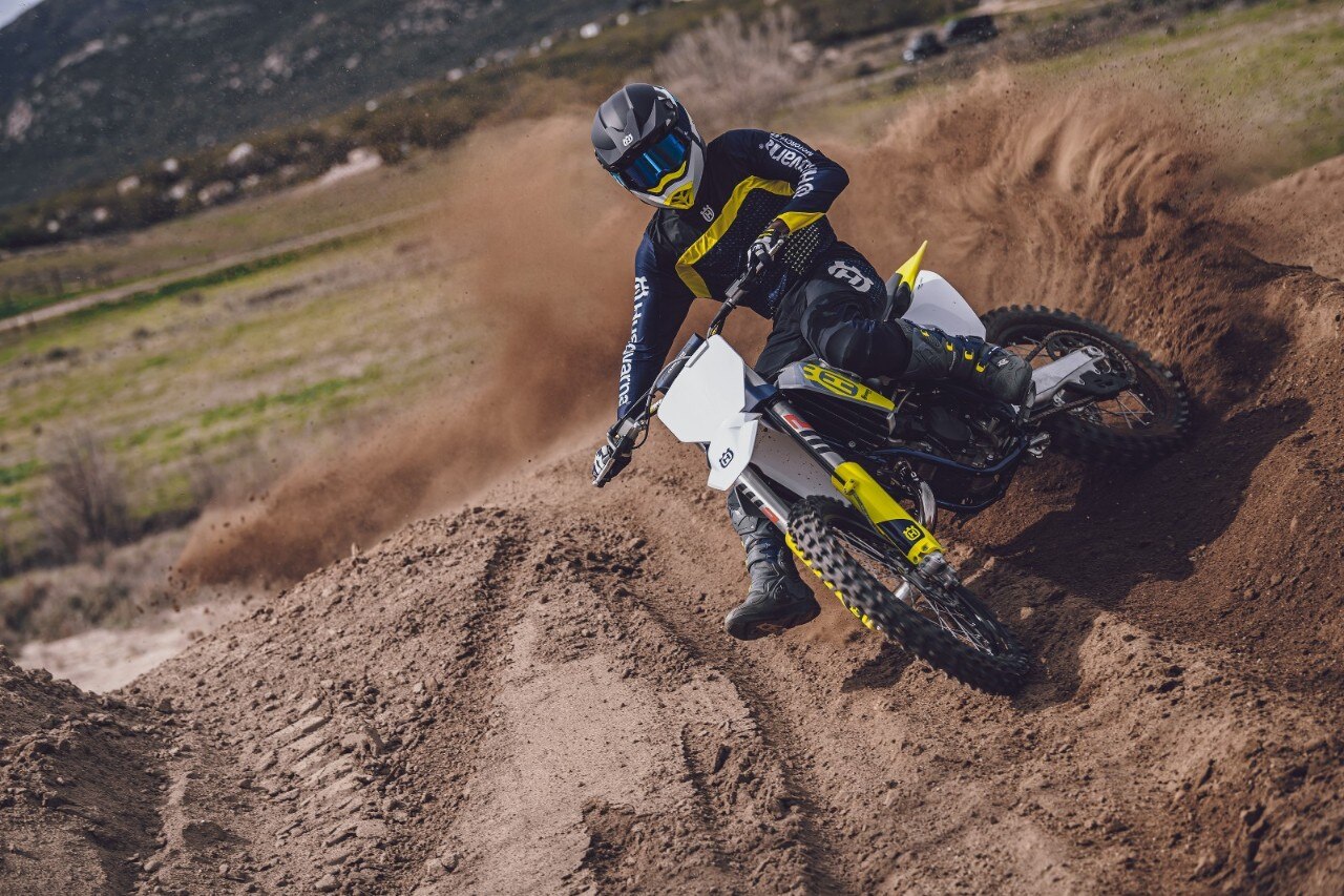 Husqvarna presenta la gamma cross 2023: a new generation